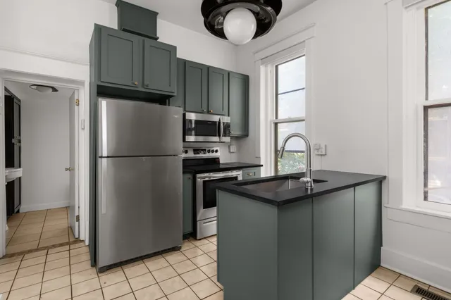 $3,750 | 1213 5th Avenue North, Nashville, TN 37208