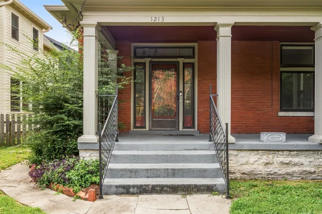 $3,750 | 1213 5th Avenue North, Nashville, TN 37208
