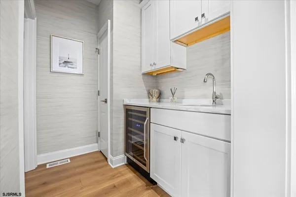 $25,000 | 208 North Surrey Avenue, Ventnor City, NJ 08406