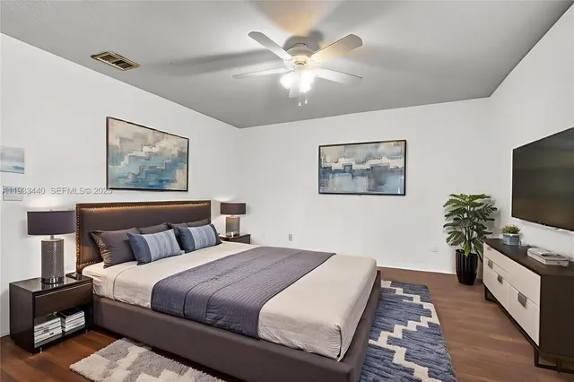 a view of an outdoor space with seating area