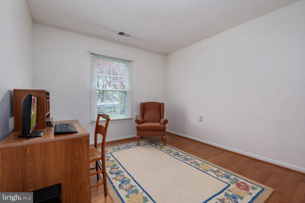 846 Woodmont Road Annapolis, MD 21401 - Photo 25 of 34 Third Bedroom (Blind 2019)