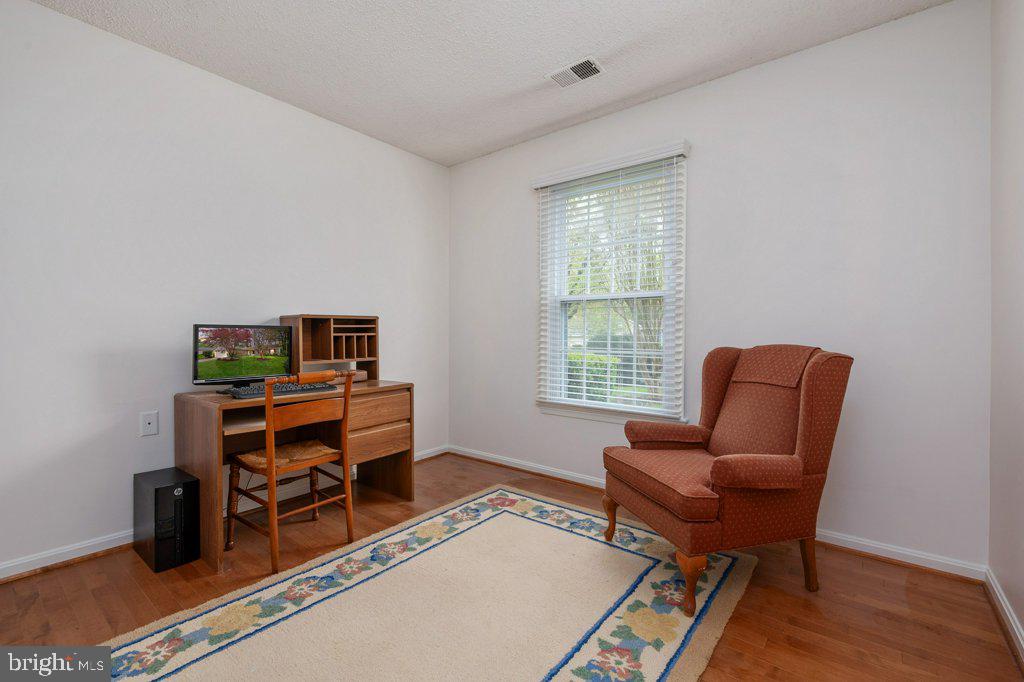 846 Woodmont Road Annapolis, MD 21401 - Photo 26 of 34 Third Bedroom