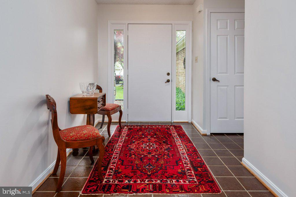 846 Woodmont Road Annapolis, MD 21401 - Photo 5 of 34 Tiled Foyer