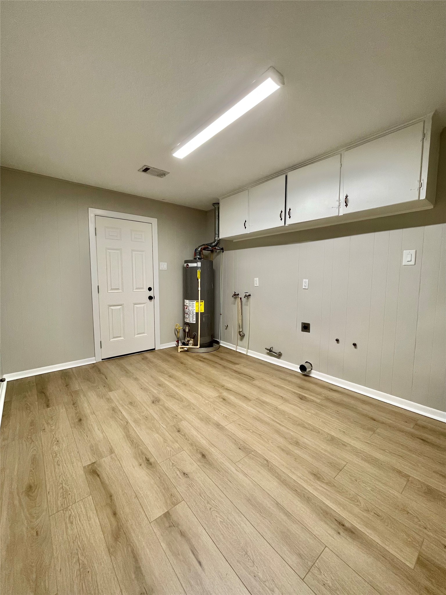 817 North Valderas Street Angleton, TX 77515 - Photo 22 of 22 Gallery Image 22