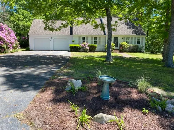 $849,000 | 12 Fairway Drive, South Dennis, MA 02660