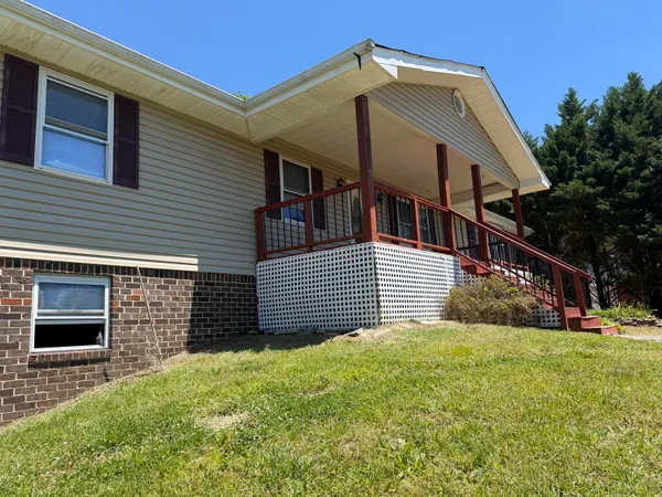$188,000 | 34 Lawrence Drive, Ringgold, GA 30736