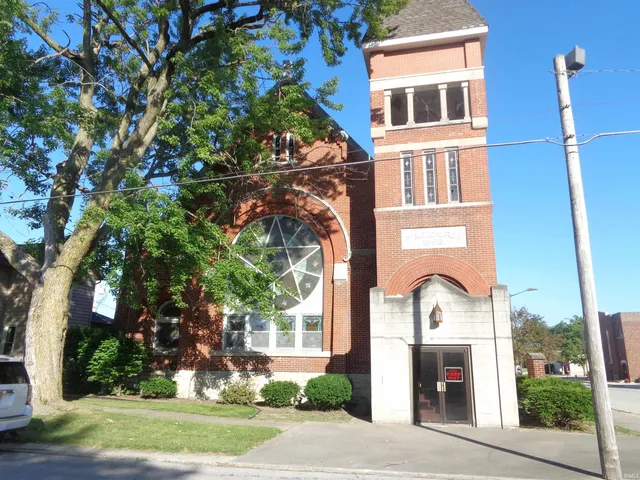 $149,000 | 227 North Main Street, Warren, IN 46792