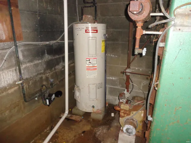 $149,000 | 227 North Main Street, Warren, IN 46792