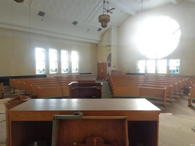 $149,000 | 227 North Main Street, Warren, IN 46792