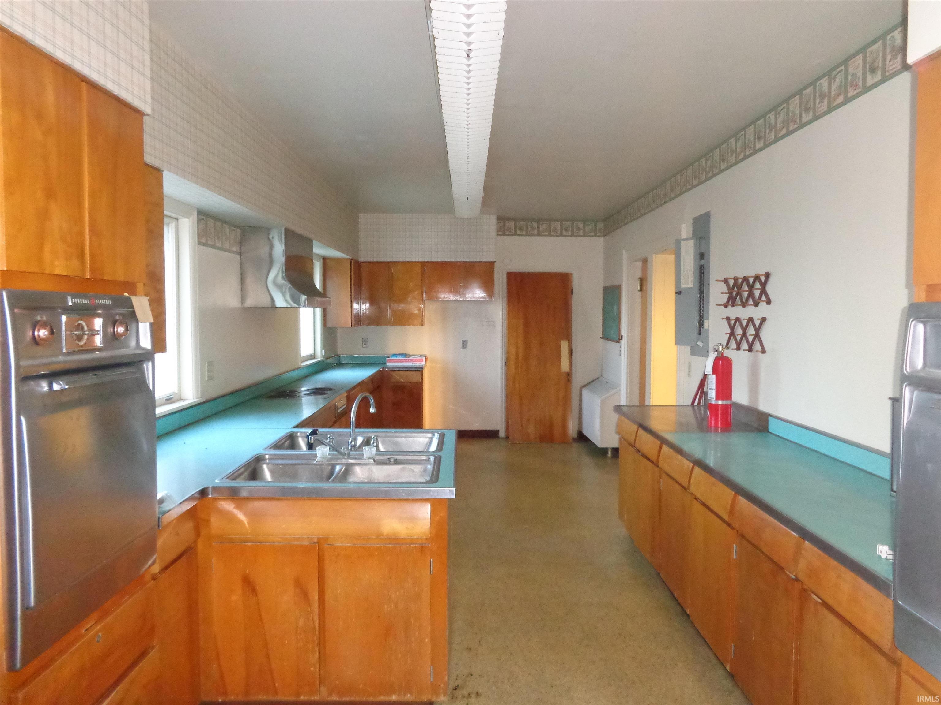 227 North Main Street Warren, IN 46792 - Photo 5 of 20