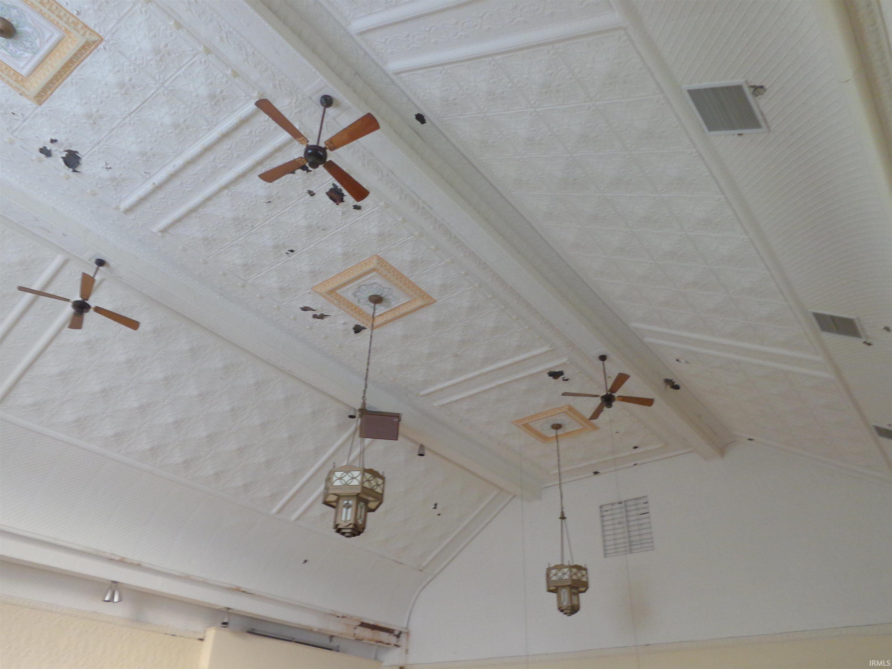 227 North Main Street Warren, IN 46792 - Photo 9 of 20