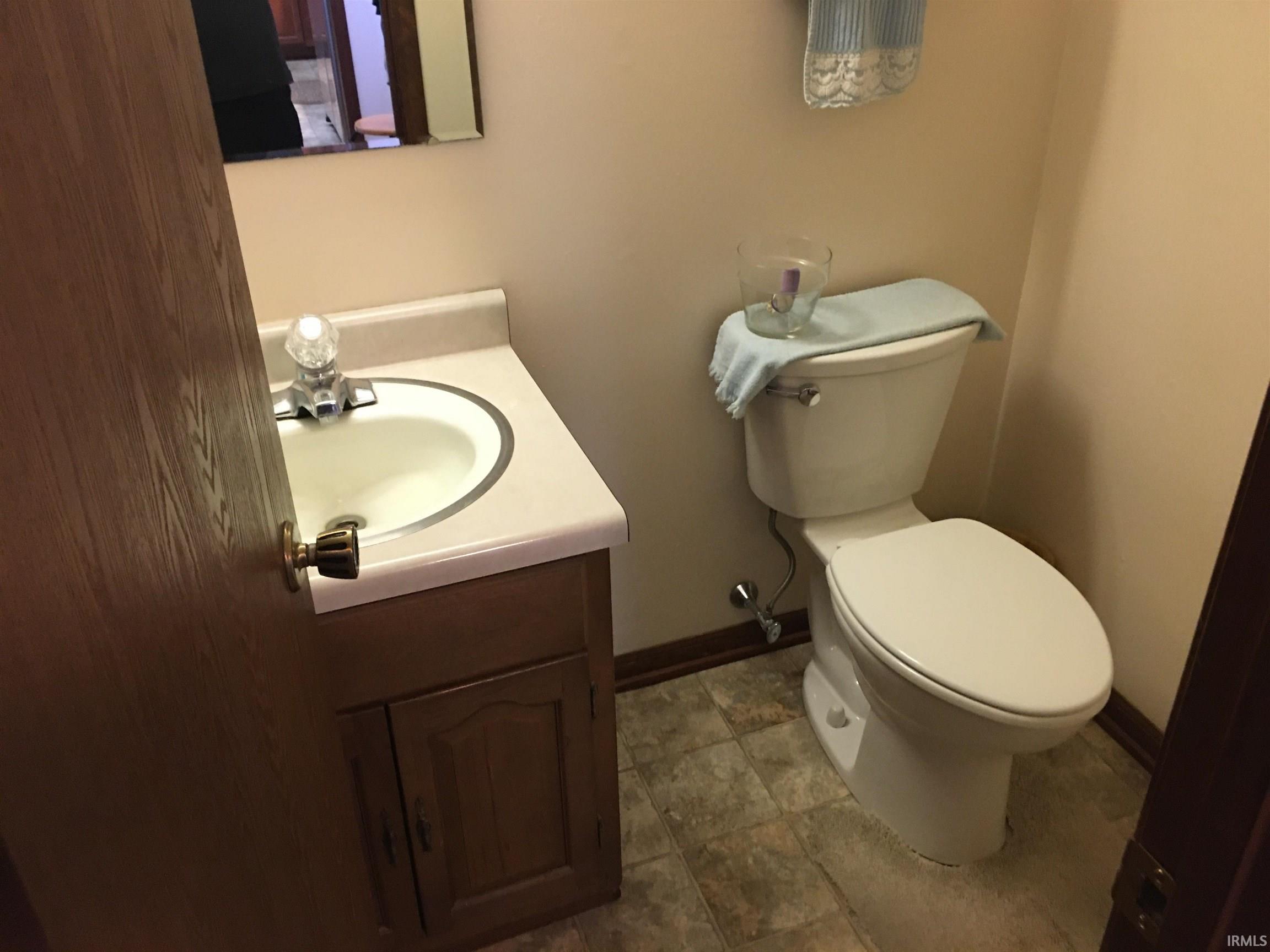 102 Windsor Court Decatur, IN 46733 - Photo 5 of 12 Gallery Image 5