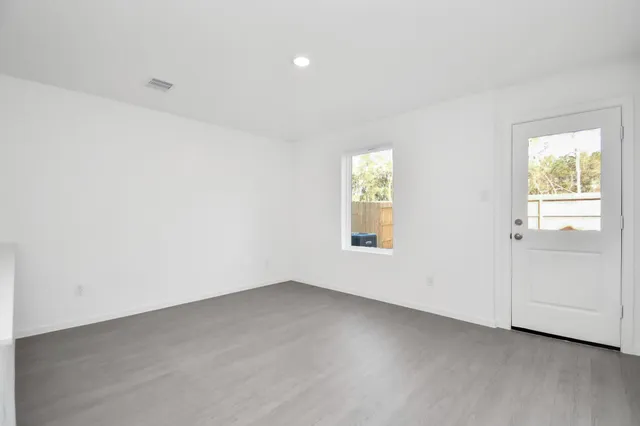 $1,650 | 21269 Carosella Drive, New Caney, TX 77357