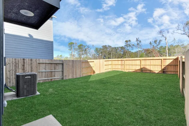 $1,650 | 21269 Carosella Drive, New Caney, TX 77357