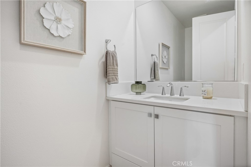 175 Sash Irvine, CA 92618 - Photo 22 of 35