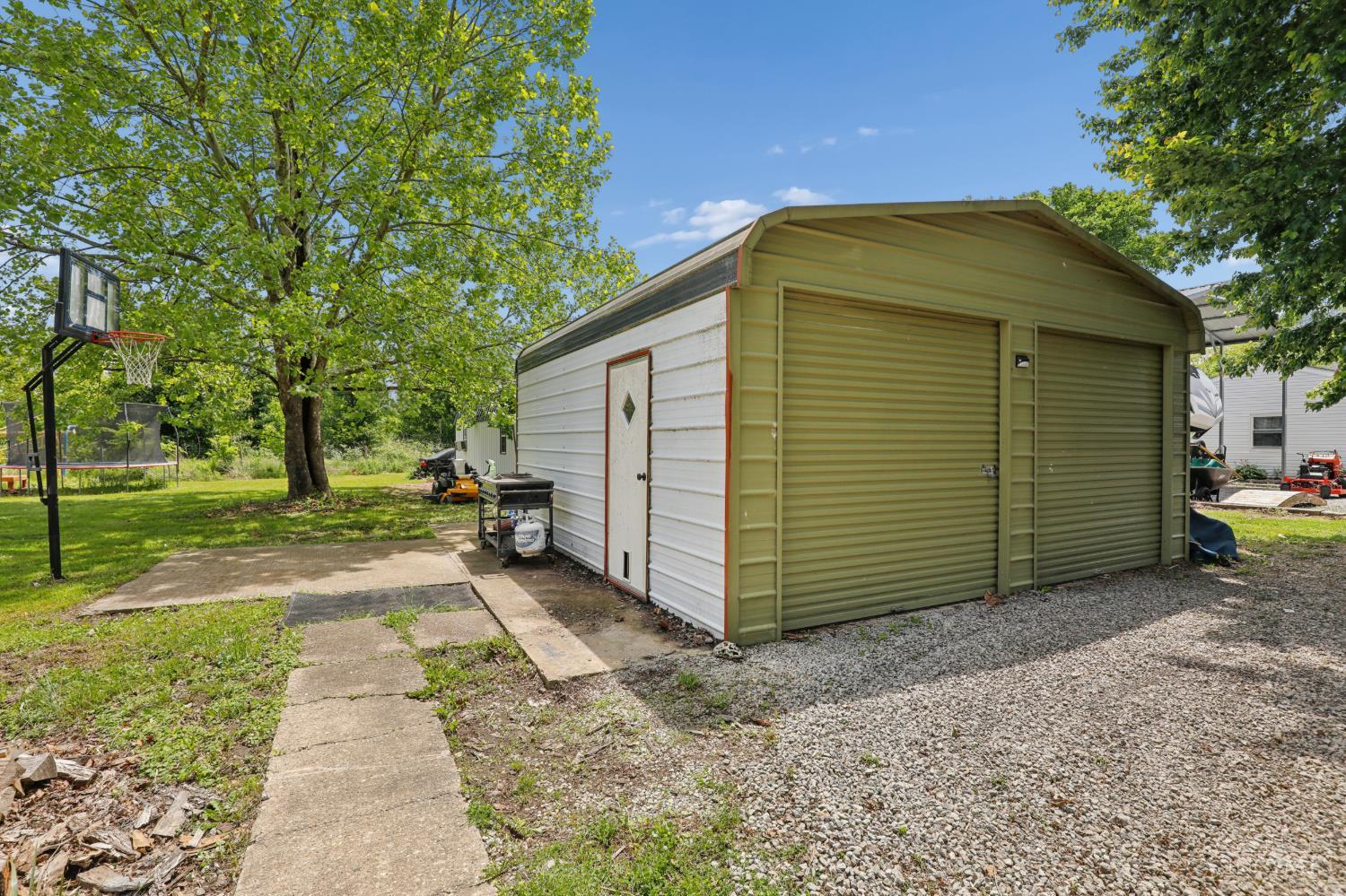 1048 Richey Road Felicity, OH 45120 - Photo 3 of 43