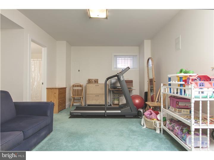 524 Christian Street Philadelphia, PA 19147 - Photo 8 of 17