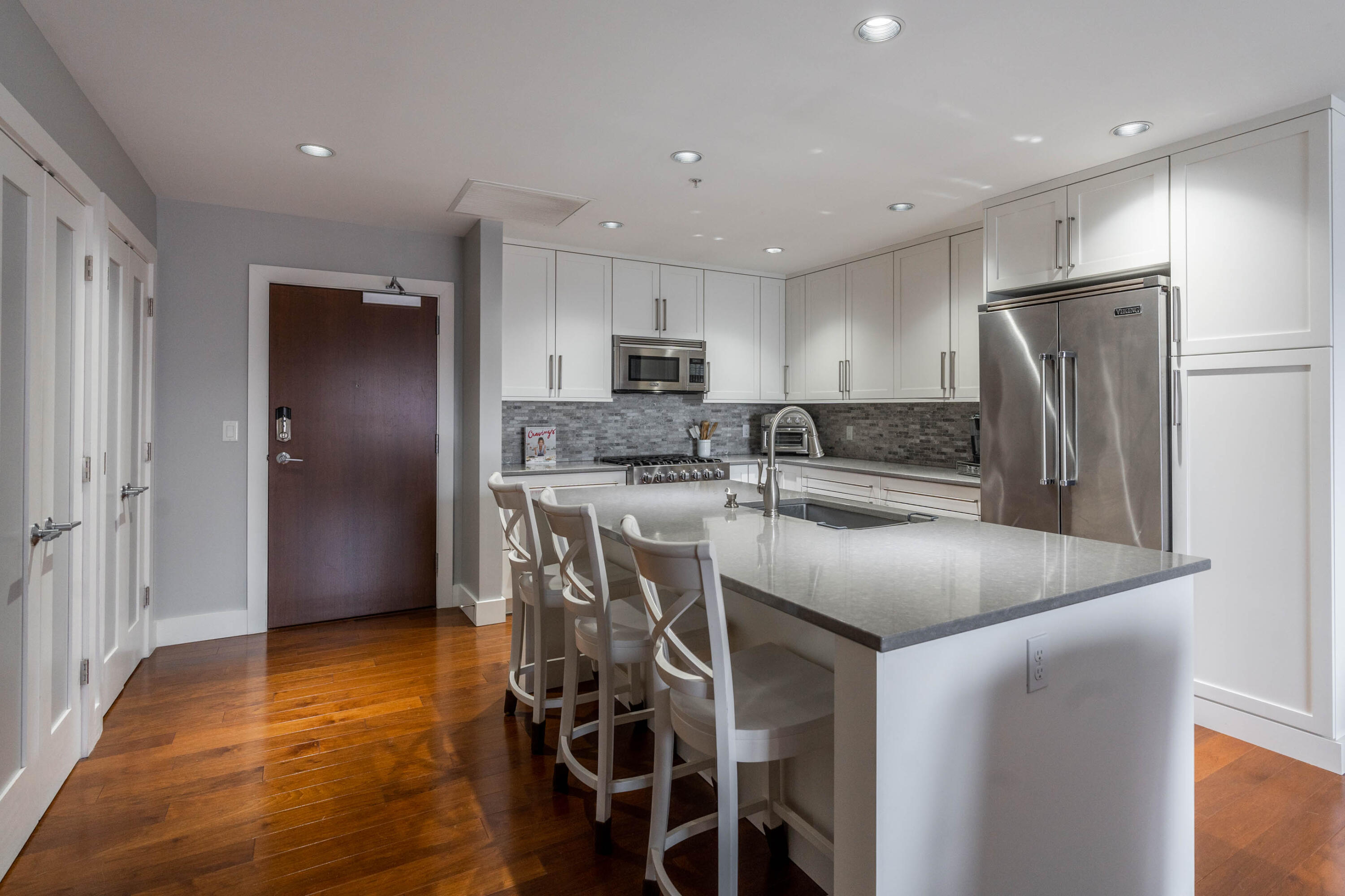 7 Maple Street, Unit 612 Portland, ME 04101 - Photo 2 of 16 Kitchen