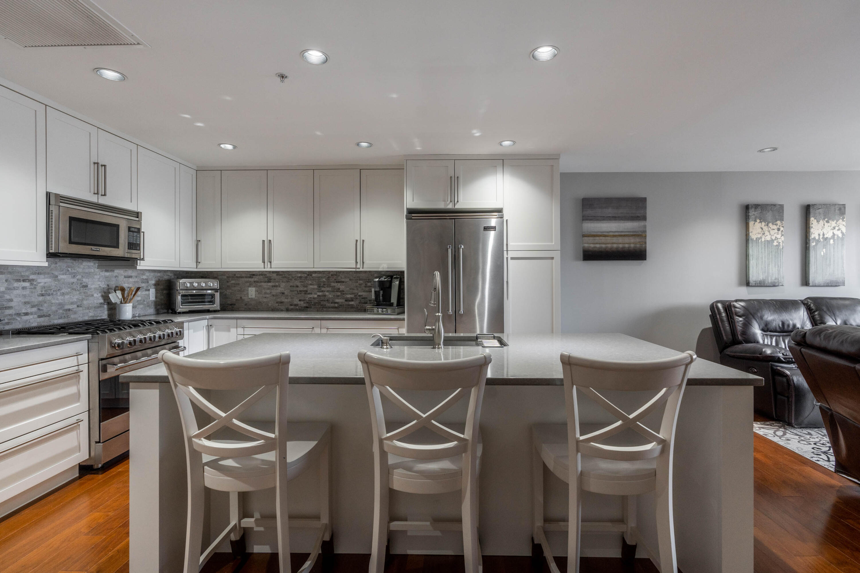 7 Maple Street, Unit 612 Portland, ME 04101 - Photo 4 of 16 Kitchen