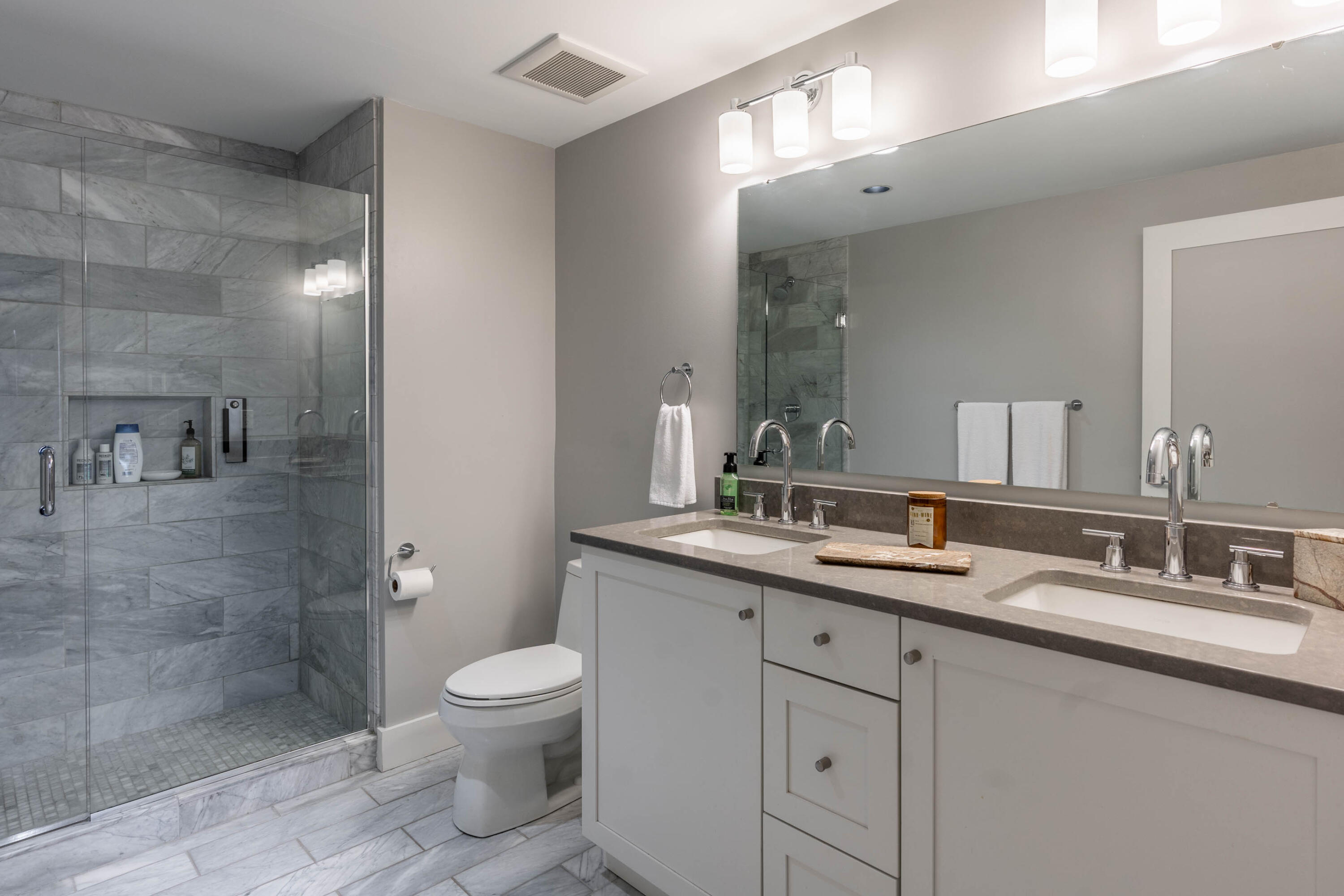 7 Maple Street, Unit 612 Portland, ME 04101 - Photo 10 of 16 Primary Suite