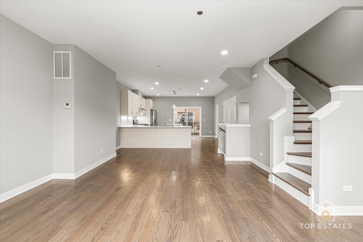 3638 South Western Avenue, Unit F Chicago, IL 60632 - Photo 11 of 36
