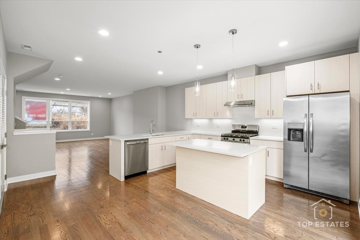 3638 South Western Avenue, Unit F Chicago, IL 60632 - Photo 16 of 36