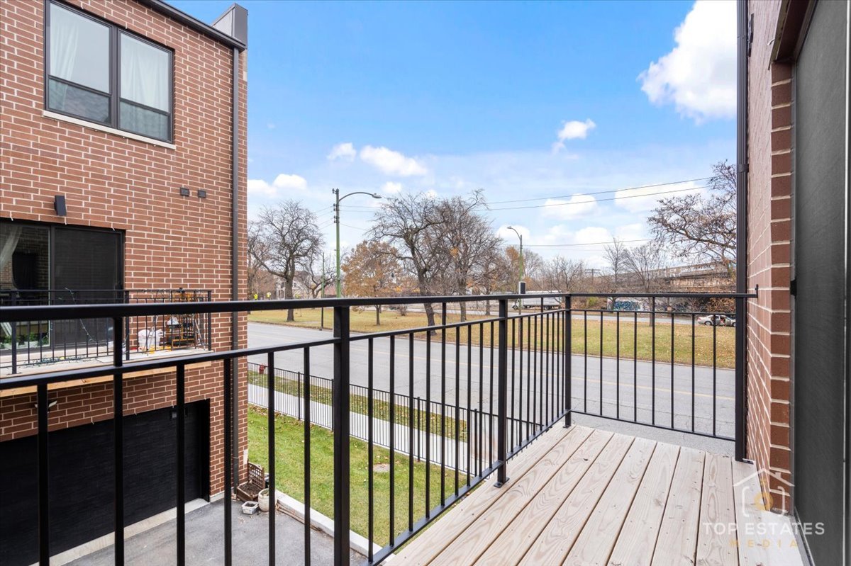 3638 South Western Avenue, Unit F Chicago, IL 60632 - Photo 29 of 36