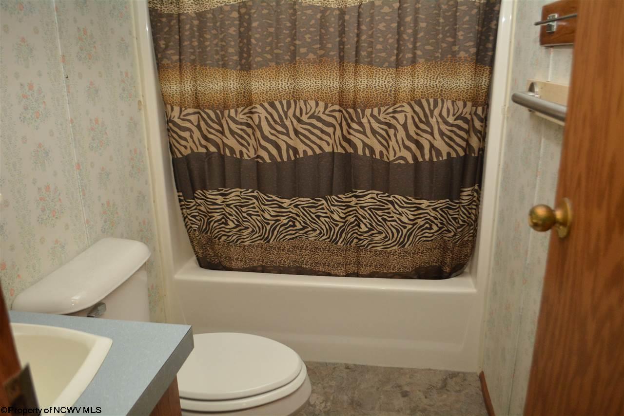 2301 Red Rock Road Rowlesburg, WV 26425 - Photo 12 of 20 Gallery Image 12