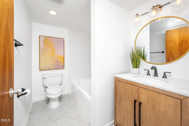 $1,100,000 | 1004 Kings Mill Road, Chapel Hill, NC 27517