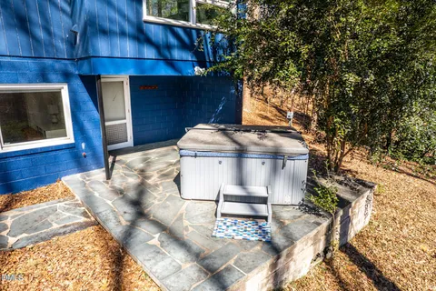 $1,100,000 | 1004 Kings Mill Road, Chapel Hill, NC 27517