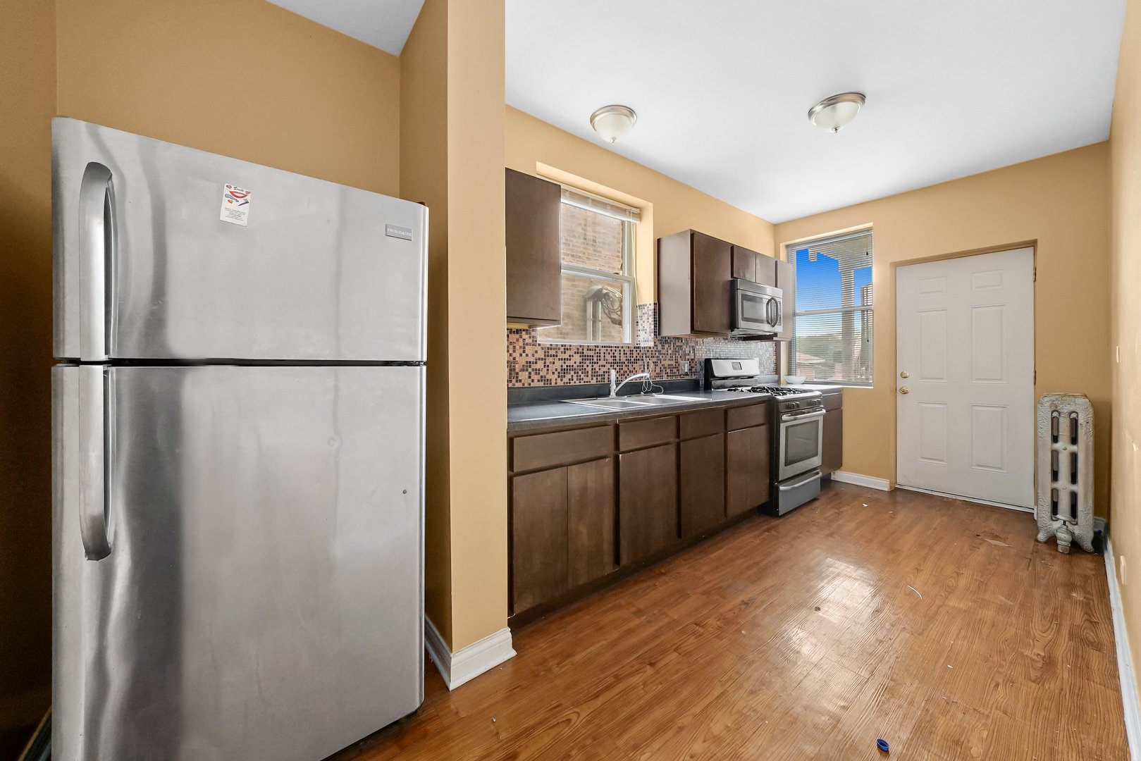 7220 South Yates Boulevard Chicago, IL 60649 - Photo 7 of 14