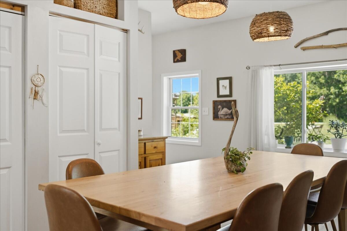 621 West Auburn Road Auburn, ME 04210 - Photo 31 of 89 Dining Room