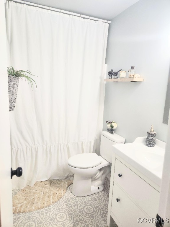 7000 Deer Run Lane Midlothian, VA 23112 - Photo 12 of 27 a bathroom with a sink toilet and shower
