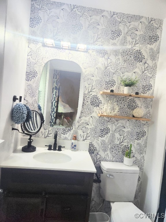 7000 Deer Run Lane Midlothian, VA 23112 - Photo 20 of 27 a bathroom with a sink and a mirror