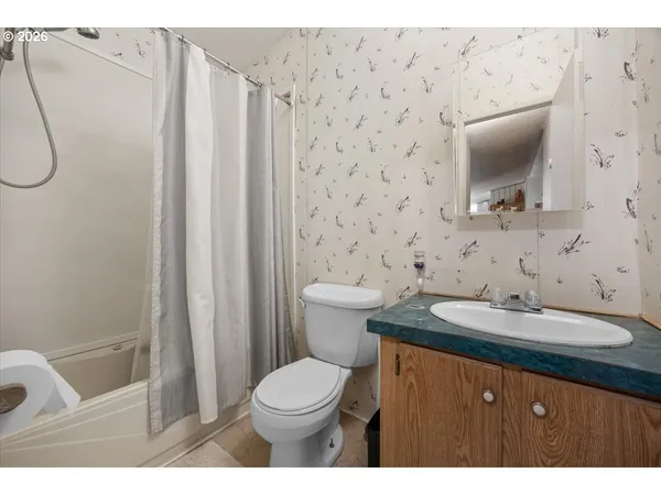 $289,000 | 11304 Tiller Trail Highway, Days Creek, OR 97429