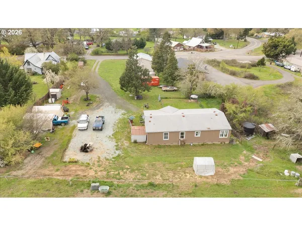 $289,000 | 11304 Tiller Trail Highway, Days Creek, OR 97429