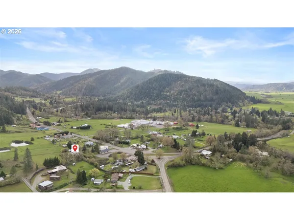 $289,000 | 11304 Tiller Trail Highway, Days Creek, OR 97429