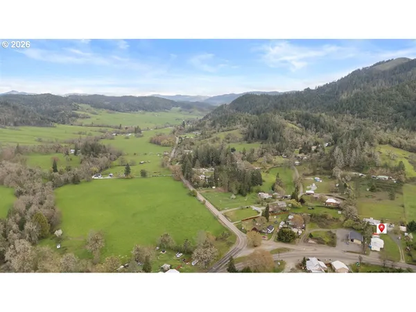 $289,000 | 11304 Tiller Trail Highway, Days Creek, OR 97429