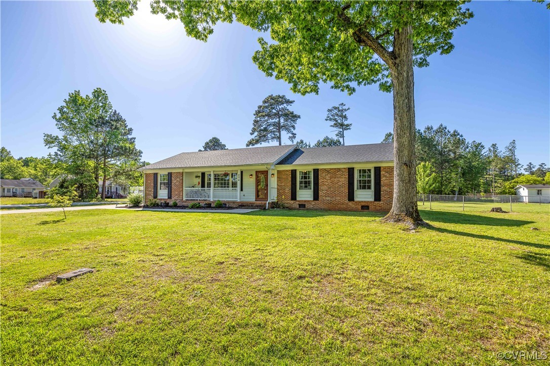 204 Pine Street Jarratt, VA 23867 - Photo 3 of 25 Single story home featuring a porch, crawl space,