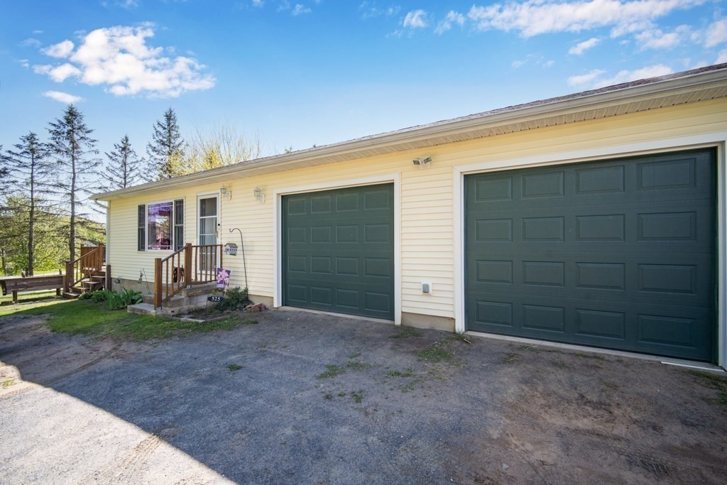 525 Morgan Road West Springfield, MA 01089 - Photo 2 of 45 Gallery Image 2