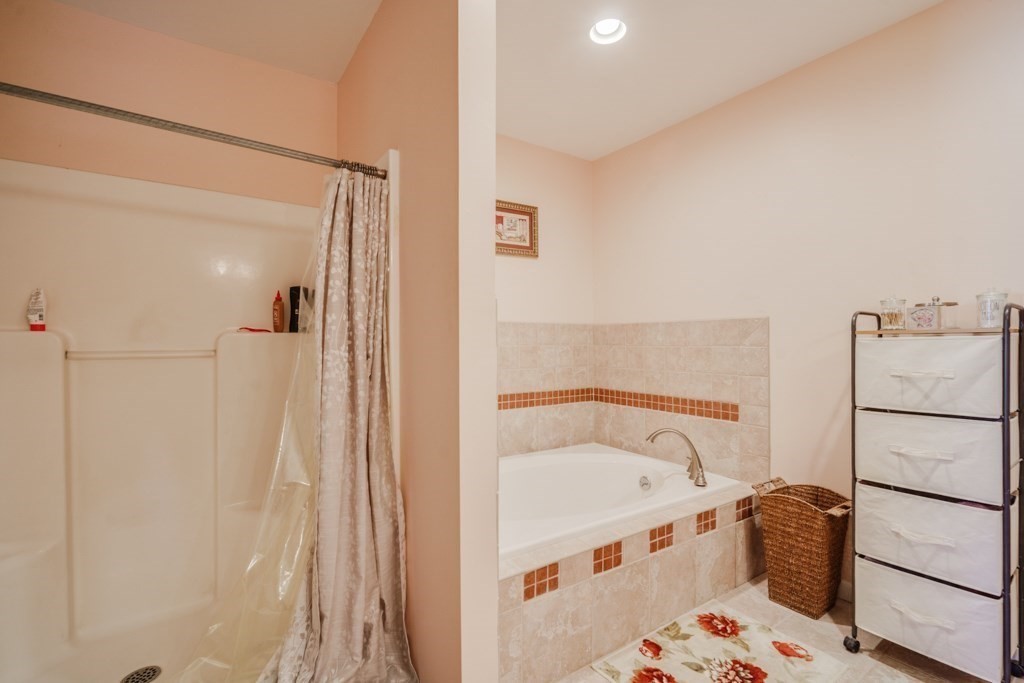 525 Morgan Road West Springfield, MA 01089 - Photo 37 of 45 Gallery Image 37