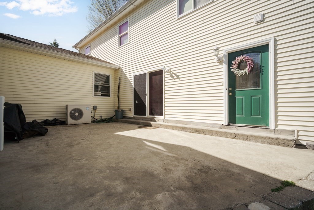 525 Morgan Road West Springfield, MA 01089 - Photo 4 of 45 Gallery Image 4