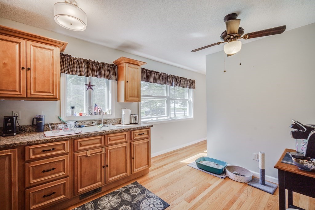 525 Morgan Road West Springfield, MA 01089 - Photo 5 of 45 Gallery Image 5