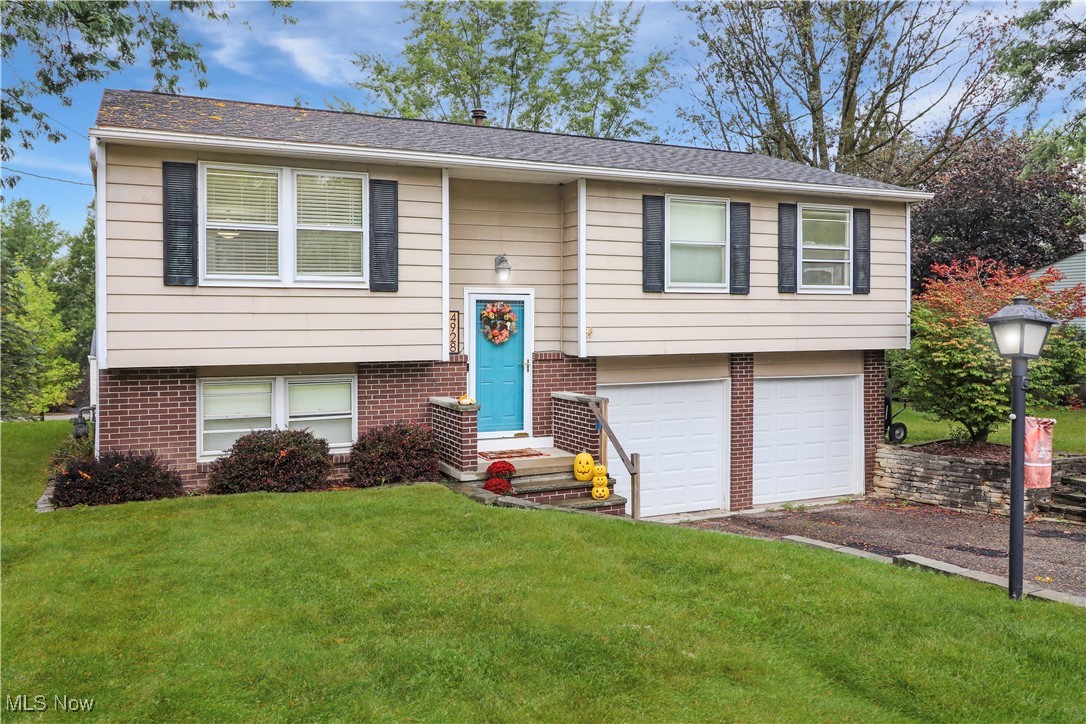 4928 Windfall Road Medina, OH 44256 - Photo 1 of 29 Gallery Image 1