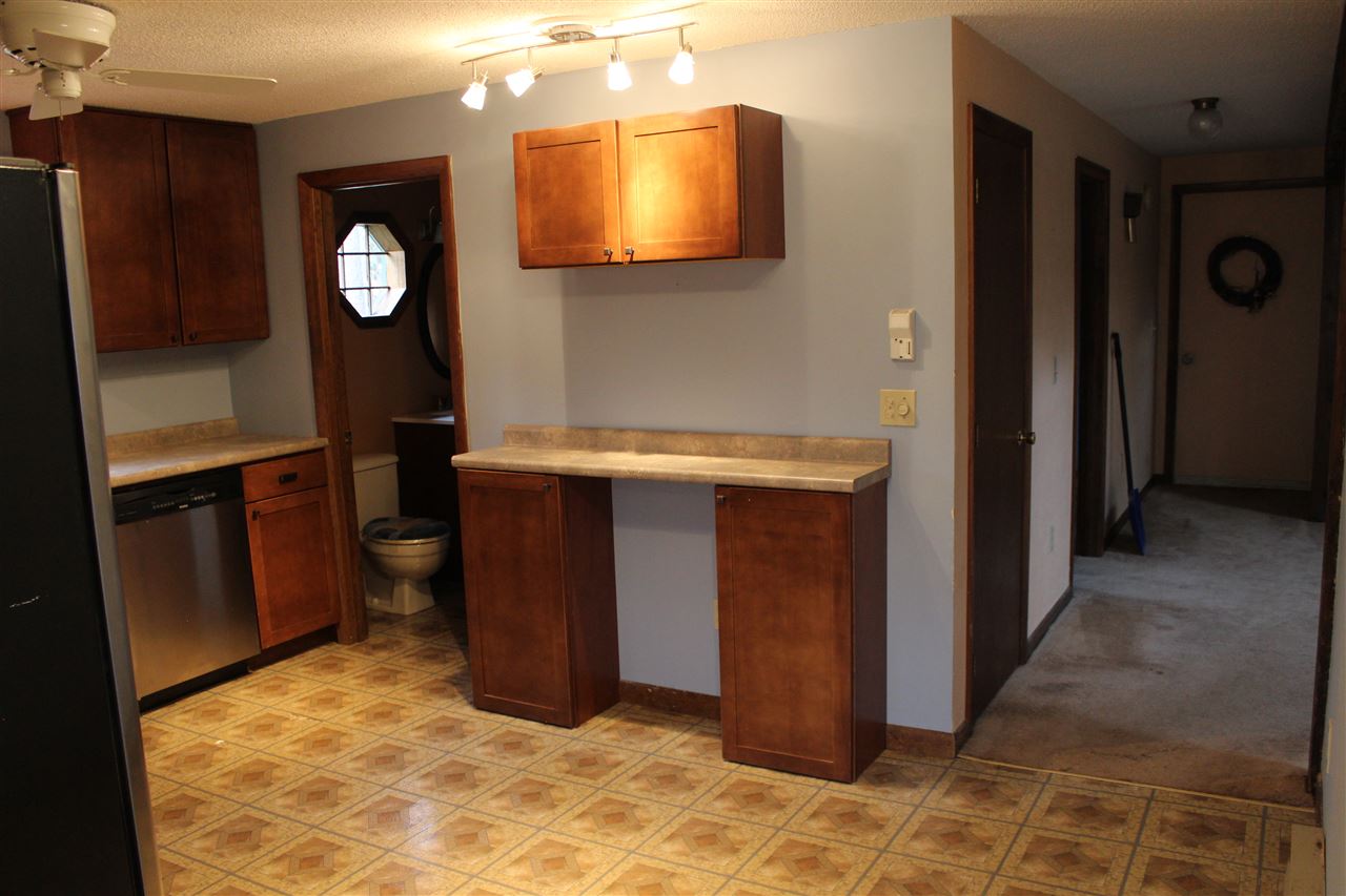 19 Ashbrook Road Exeter, NH 03833 - Photo 7 of 20