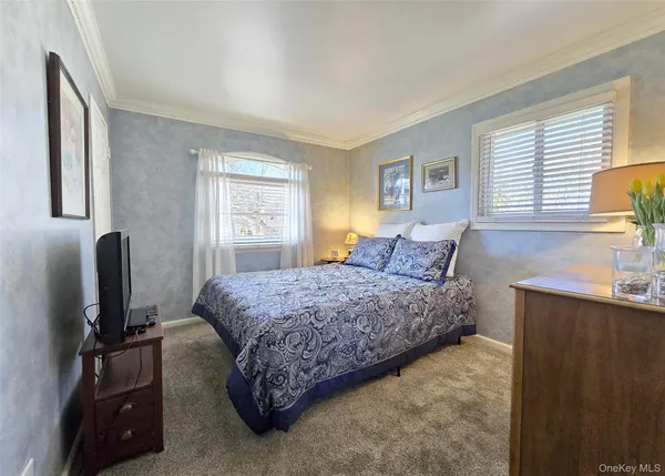 $725,000 | 153 Jackson Avenue South, St. James, NY 11780