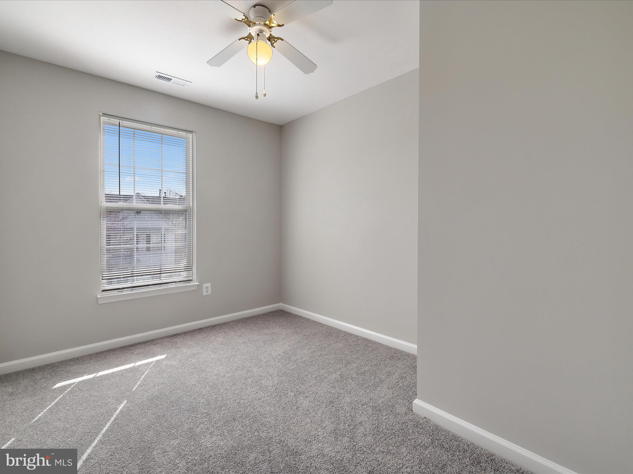 646 Howards Loop Annapolis, MD 21401 - Photo 17 of 32 Bedroom