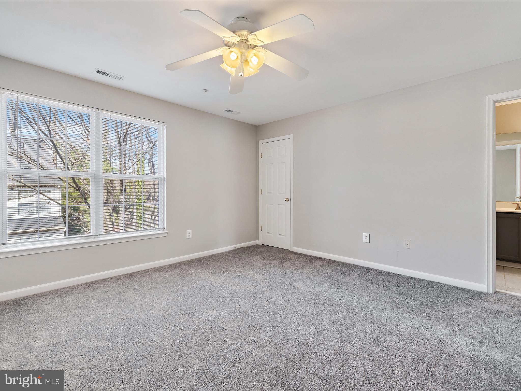 646 Howards Loop Annapolis, MD 21401 - Photo 20 of 32 Bedroom