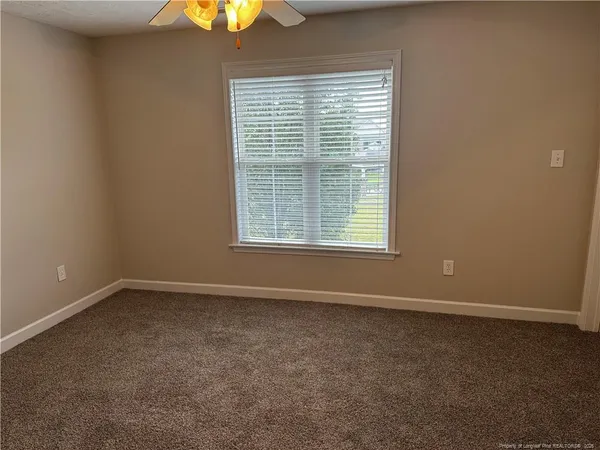 $1,250 | 1811 Balmoral Drive, Unit 203, Fayetteville, NC 28304