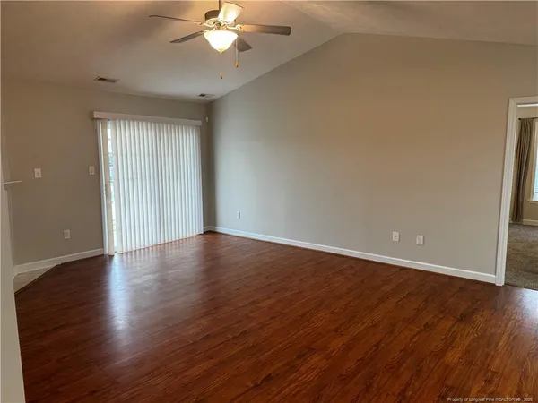 $1,250 | 1811 Balmoral Drive, Unit 203, Fayetteville, NC 28304